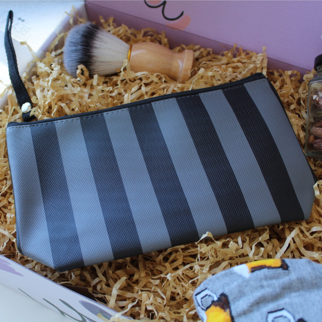 Men's striped toiletry bag